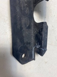 фото thumb №3, Land rover range rover velar 2019 середина элементы крепёжные