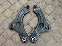 фото thumb №1, Renault clio v рычаг правый оригинал