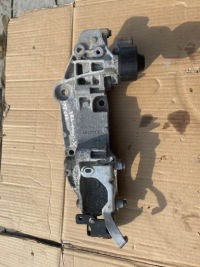 Купить Nissan x-trail t32 рестайлинг  2.0 dci кронштейн генератора, фото thumb