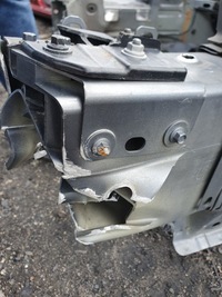 фото thumb №9, Volvo v60 2018-2024 чверть ліва перед передня поріг лівий