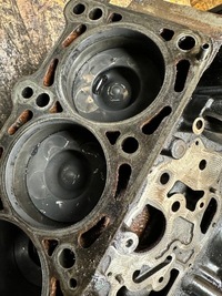 фото thumb №9, Блок двигуна dół wał поршні vw audi 3.0 tdi asb