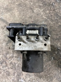 фото thumb №1, Насос abs mercedes a0014461489