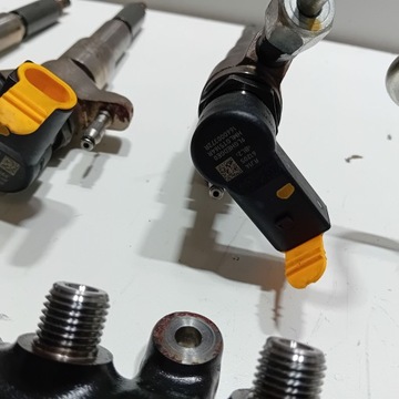 фото thumb №12, Nissan navara d23 renault 2.3 форсунки / комплект система паливний