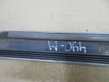 фото thumb №11, Планка двері права volvo 39987039