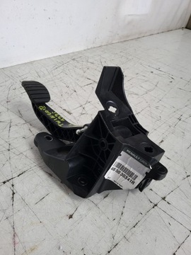 фото thumb №3, Педаль зчеплення smart forfour ii a453 twingo iii