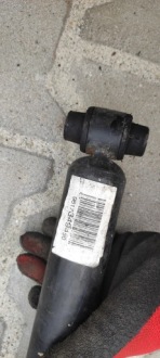 фото thumb №4, Амортизатор задня peugeot 308 9817349480