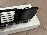 фото thumb №7, Tesla model y 20- решітка решітка радіатора середня бампера перед 1493759-00-a