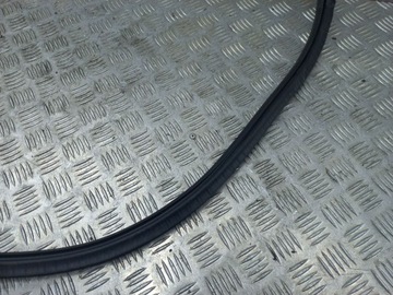 фото thumb №14, Audi a5 2018 зад сторона правая резиновая прокладка дверь задних