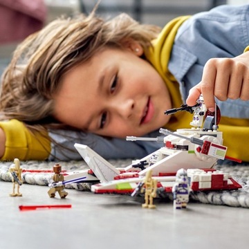 Боевой танк Республики LEGO Star Wars в подарок