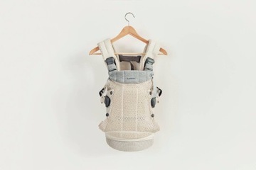 ПЕРЮСЦОВКА HARMONY 3D MESH КРЕМОВАЯ BABYBJORN