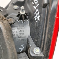 фото thumb №6, Toyota yaris 2014 левая сторона лампа задняя