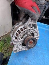 Mercedes w246 b-klasa 1.8cdi генератор a0009063322 0125711028 Недорого, фото thumb