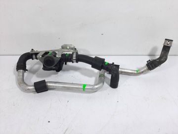 фото thumb №12, Porsche panamera 4s 970 4.8 12r насос води шланг шланг 97057222500