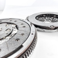 фото thumb №9, Зчеплення комплект двомасовий маховик luk 2.0 tdi vw / audi / skoda / seat 05l105266b