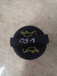 фото thumb №1, Кришка оливи volvo s40 ii 2,0d 2004