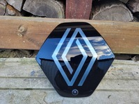 фото thumb №1, Решітка радіатора решітка радіатора renault megane v 5 e-tech значок з камера logo емблема