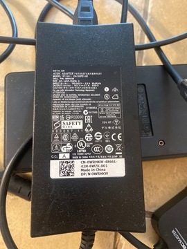 Док-станция Dell WD19TB USB-C/DP с блоком питания Dell мощностью 130 Вт и кабелем питания,