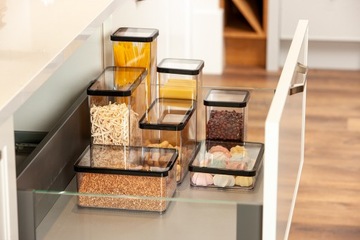 Контейнер для еды Rotho LOFT широкий 2,25л.
