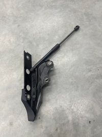 фото thumb №7, Петля петли капот a6 a7 c7 ly9t комплект