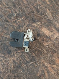 фото thumb №7, Замок кришки багажника vw bora sedan 1j5827505c