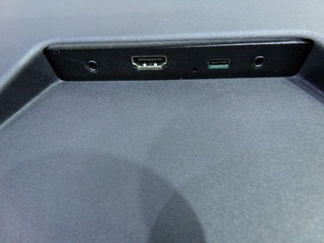 фото thumb №16, Bmw 7 g70 монітор зад bmw theatre екран 20 km