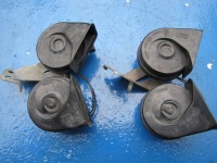 фото thumb №1, Volvo xc60 - клаксон лівий правий, комплект