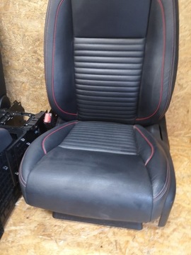 фото thumb №10, Land rover discovery sport рестайлінг сидіння диван обшивки європа bdb