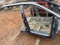 фото thumb №1, Peugeot 5008 3008 ii 2 16-24 поріг правий блок двигуна середній kalisz wlkp