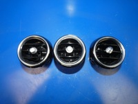 фото thumb №1, Mercedes c klasa w205 решётка обдув перед