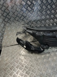 фото thumb №3, Peugeot 2008 2016-2019 решётка радиатора внутренняя 9814133480