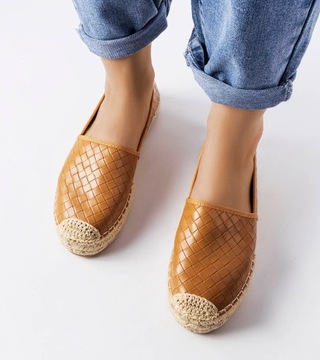 Brązowe espadryle zdobione tłoczeniem Geoffrey 39
