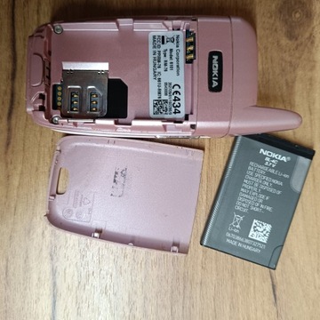 Telefon Nokia różowy xxxsimlockxxc 6101 4 MB / 4 MB 2G czarny