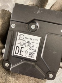 фото thumb №2, Камера радар скло перед toyota corolla e21 19-