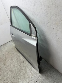 фото thumb №7, Комплектные дверь правая перед hyundai ix35 2013-2015 код цвета rah рестайлинг