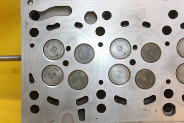 фото thumb №10, Головка vw golf vii audi seat skoda 1.6 tdi clh 04l103373 04l353a