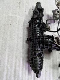 фото thumb №1, Коллектор всасывающий volvo v40 ii 2.0 31431955