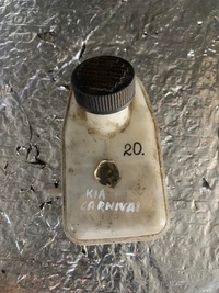 фото thumb №1, Kia carnival бачок расширительный