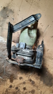 фото thumb №1, Насос усилителя 31302196 корзина volvo s40 v50