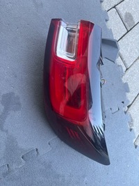 фото thumb №1, Лампа задняя правая 265504307r clio 4 iv lift