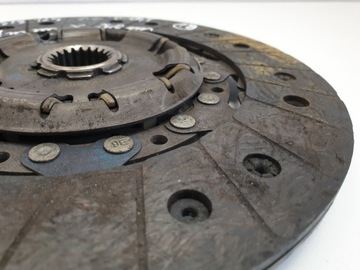 фото thumb №10, Toyota avensis t25 2.2 d-cat диск притиск