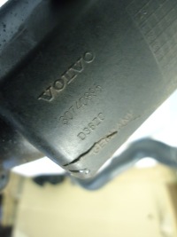 Volvo s60 v70 2.4 d5 185km резонатор труба воздуха 30740895 30714184 Недорого, фото thumb