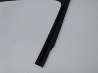 фото thumb №4, Прокладка стекло рамки дверь toledo iv rapid 5ja левая передняя оригинал