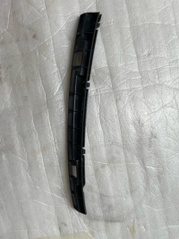 фото thumb №1, Направляющая бампера 561807723 vw passat b7