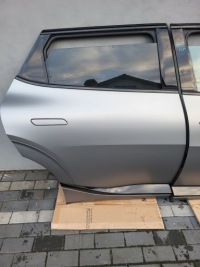 фото thumb №1, Дверь правое задние kia ev6 org. лак цвет klm igły!