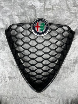 фото thumb №1, Alfa romeo giulia решітка радіатора решітка