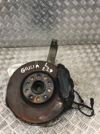 фото thumb №1, Alfa romeo giulia 2.2 jtd поворотный кулак левая ступица суппорт диск комплект