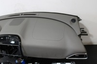 фото thumb №6, Торпедо консоль бежевая подушка подушки jaguar f-pace x761