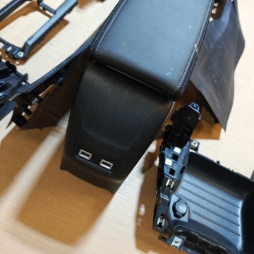 фото thumb №6, Peugeot 208 ii комплектный туннель средний отсеки зарядное устройство