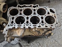 фото thumb №1, Блок двигателя vw passat b6 3.2 fsi axz