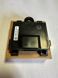 фото thumb №1, Tesla s блок керування модуль ручка новий 1069651-00-d